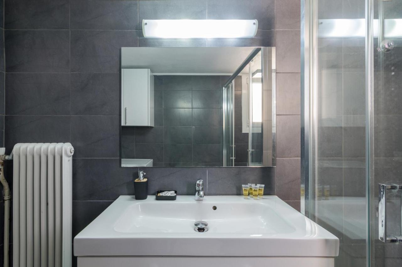 Spacious And Modern Flat For 4 Atene Esterno foto