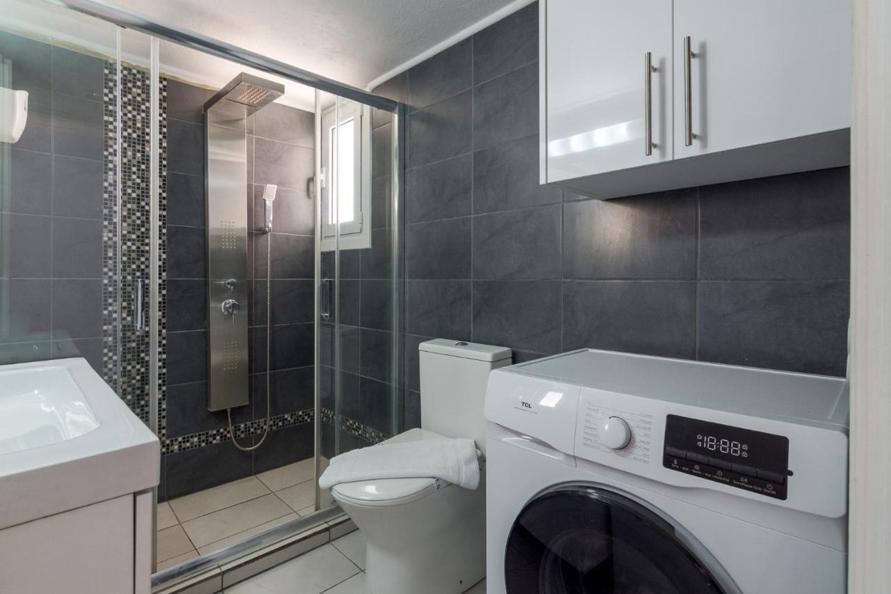 Spacious And Modern Flat For 4 Atene Esterno foto